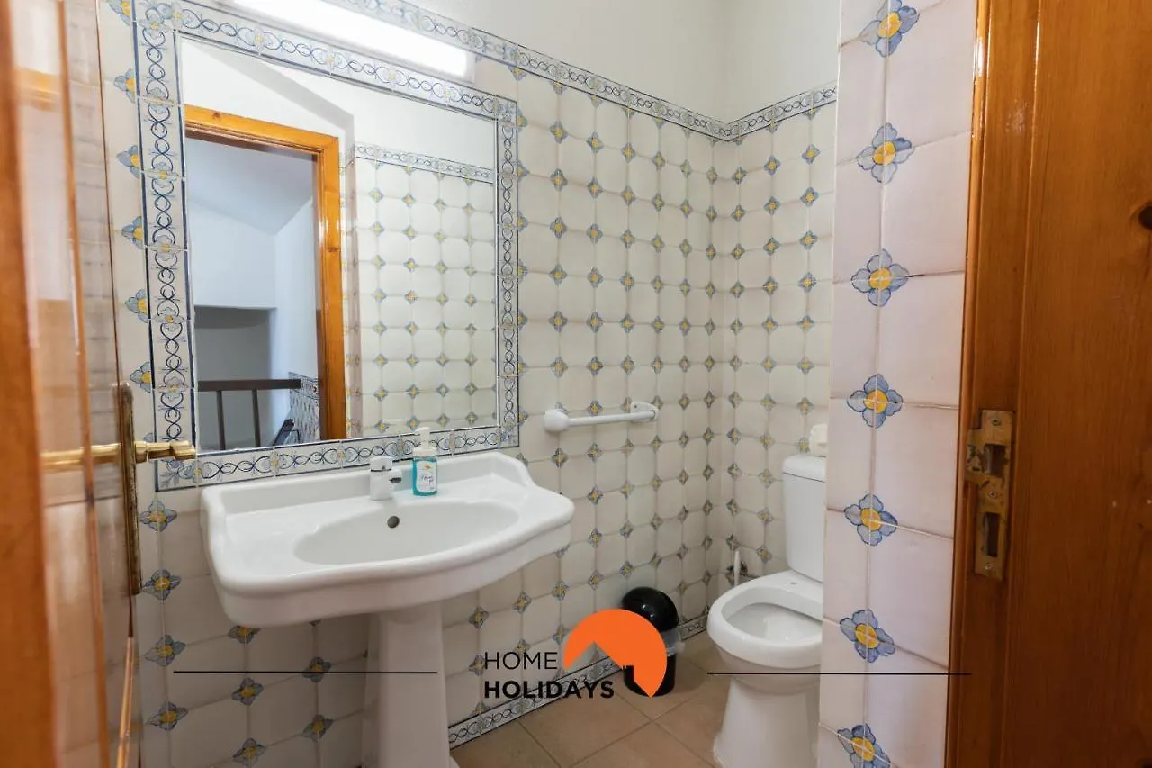 #050 Villa With Pool, Strip High Speed Wifi Albufeira