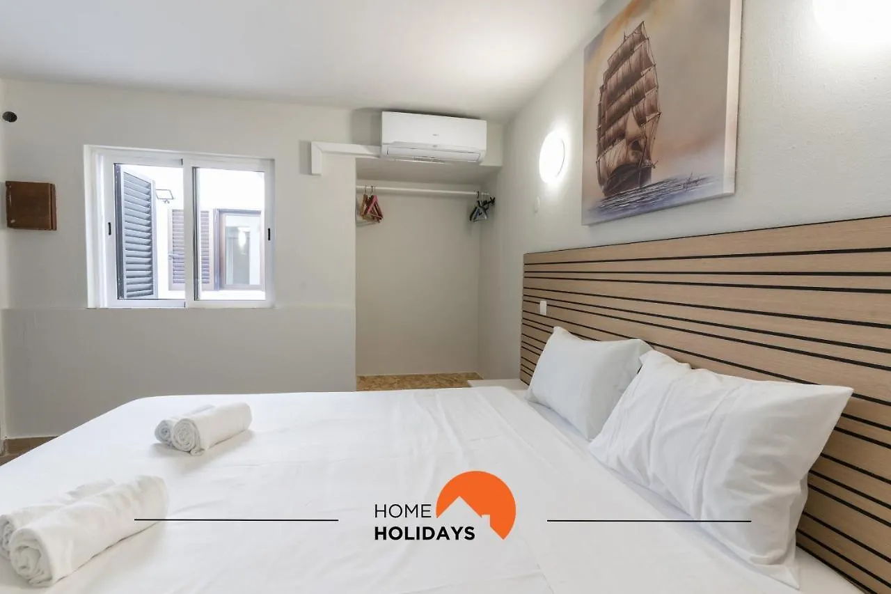 Holiday home #050 Villa With Pool, Strip High Speed Wifi Albufeira Portugal