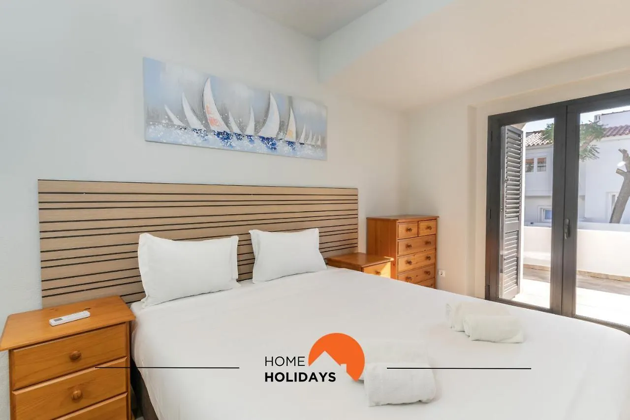 Holiday home #050 Villa With Pool, Strip High Speed Wifi Albufeira