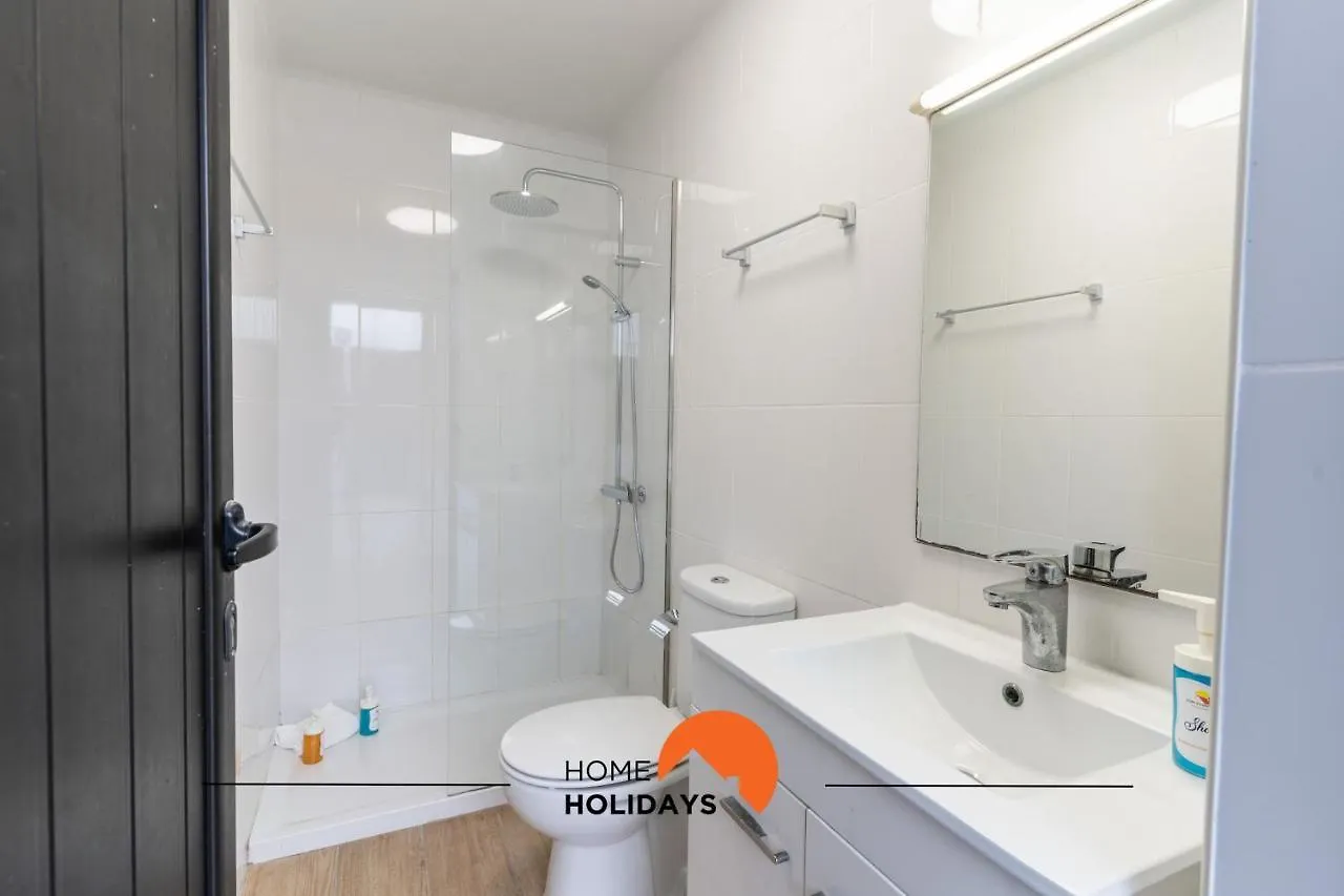 Holiday home #050 Villa With Pool, Strip High Speed Wifi Albufeira