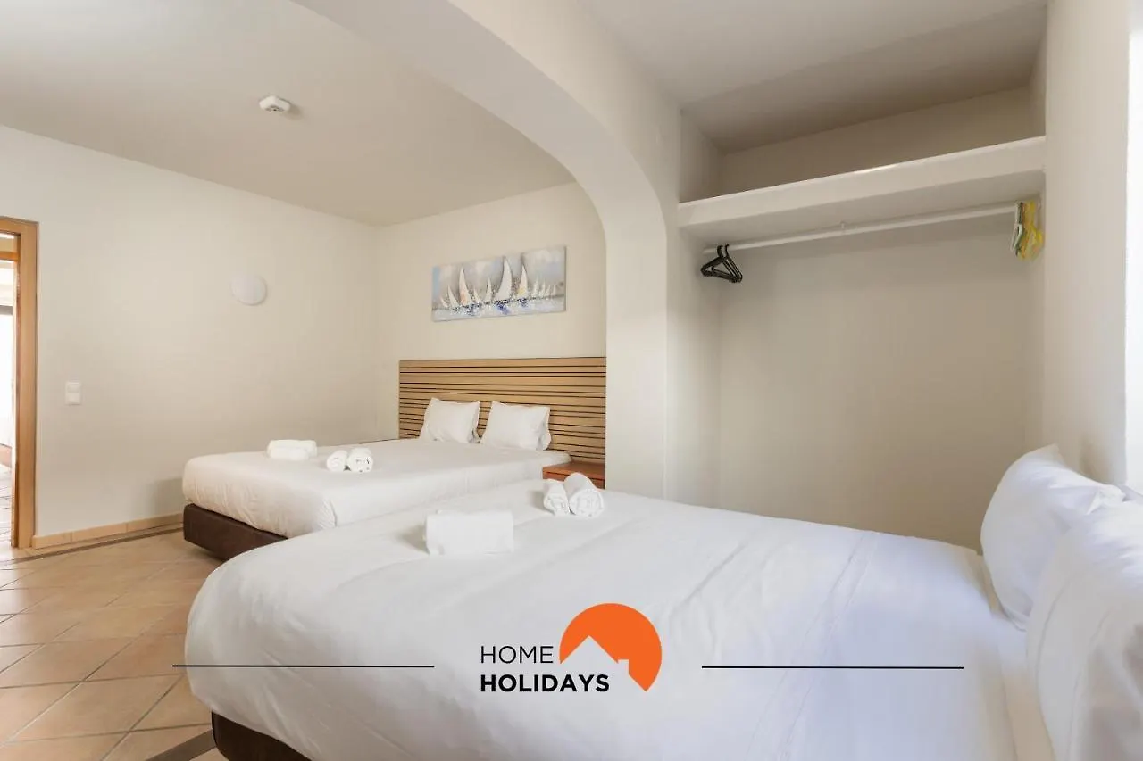 #050 Villa With Pool, Strip High Speed Wifi Albufeira