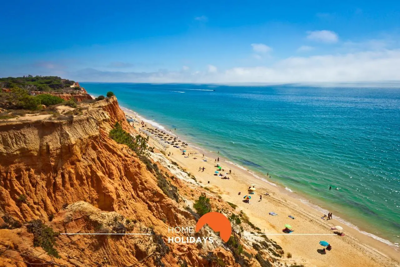 Holiday home #050 Villa With Pool, Strip High Speed Wifi Albufeira